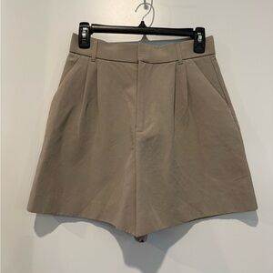 NWT Zara Trouser Short